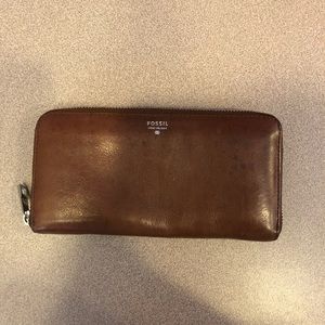 Fossil zip wallet